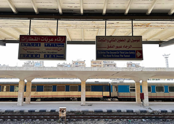 بعد توقف لـ 13 عاماً.. انطلاق أول رحلة تجريبية للقطار على خط "حلب - حماة"