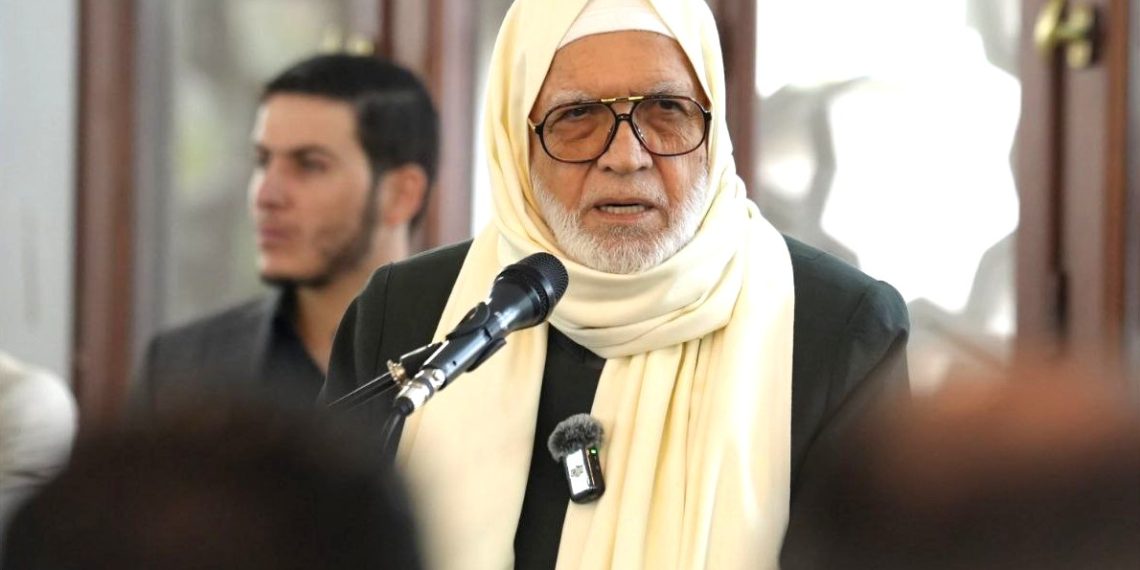 المفتي العام لسوريا يخاطب علماء الكرد ويدعو إلى توحيد الكلمة ونبذ الحزبيات