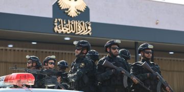 “الداخلية” تدعو إلى تسليم الوثائق والأجهزة الرسمية المستولى عليها في المناطق المحررة حديثاً