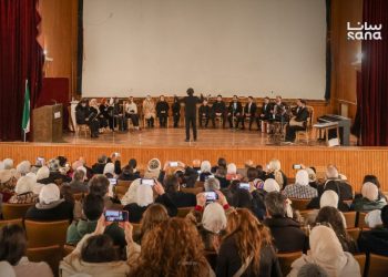 نغمات عربية وغربية في حفل موسيقي لمعهد السبع بحرات في ثقافي العدوي