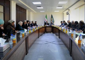 وزير الطاقة يبحث مع المعنيين تطوير قطاع الصرف الصحي في المحافظات
