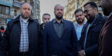 وزير الإعلام حمزة المصطفى يجري جولة ميدانية في حي الأشرفية بحلب