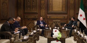 الداخلية السورية تبحث مع الصليب الأحمر تعزيز التعاون في ملف المفقودين