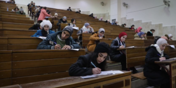 نحو 80 ألف طالب وطالبة يتقدمون لامتحانات الفصل الدراسي الأول بجامعة حمص