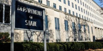 بعد هجوم المطار… واشنطن تأمر دبلوماسييها غير الأساسيين بمغادرة النيجر