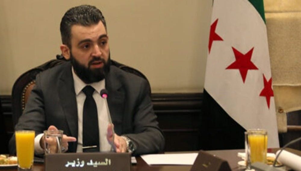 وزير الإدارة المحلية يفوّض المحافظين بممارسة عدد من صلاحياته بهدف تسريع الإجراءات