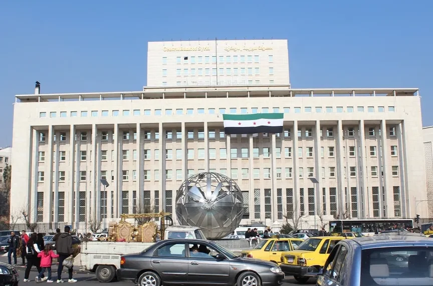 تساؤلات حول معايير الكفاءة: كيف أُسندت إدارة القطاع السياحي في الصندوق السيادي السوري إلى صاحب شهادة ثانوية؟
