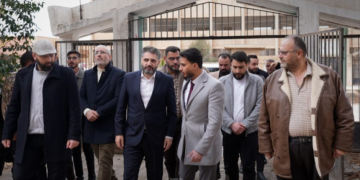 وزير الثقافة يطّلع على أوضاع المركز الثقافي في القصير ويؤكد دعم إعادة إحيائه