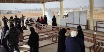الداخلية تنظم زيارات لذوي نزلاء في سجن الأقطان بالرقة
