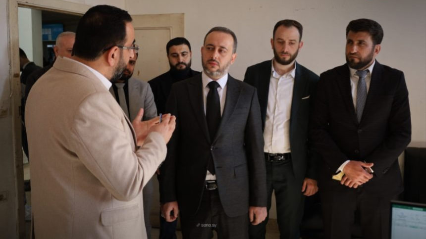 معاون وزير النقل يطّلع على واقع عمل مديرية النقل في طرطوس