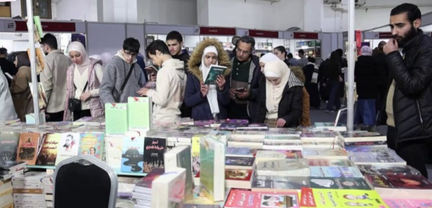 في يومه الثاني… فعاليات متنوعة وتوقيع إصدارات بمعرض دمشق الدولي للكتاب