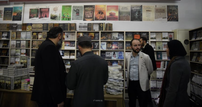 دور نشر ومكتبات من الشمال السوري تستعيد حضورها في معرض دمشق الدولي للكتاب
