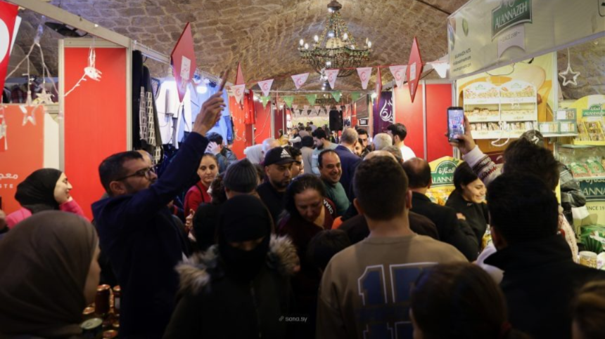 انطلاق مهرجان “رمضان يجمعنا” في طرطوس بمشاركة أكثر من 40 شركة