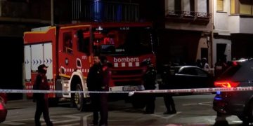 مصرع خمسة أشخاص جراء اندلاع حريق داخل مبنى شمال شرق إسبانيا
