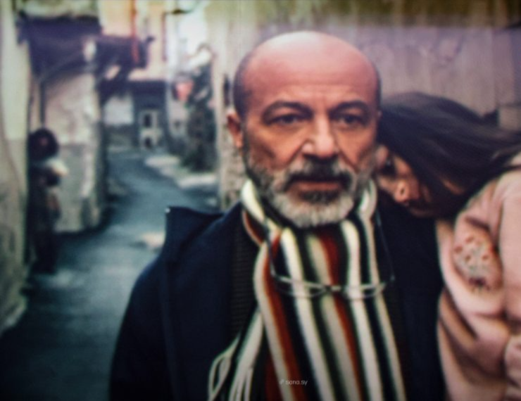 “كنا نغني أثناء الجرعة”.. رحلة تعاف من السرطان تتجسد في فيلم “قشر برتقال”